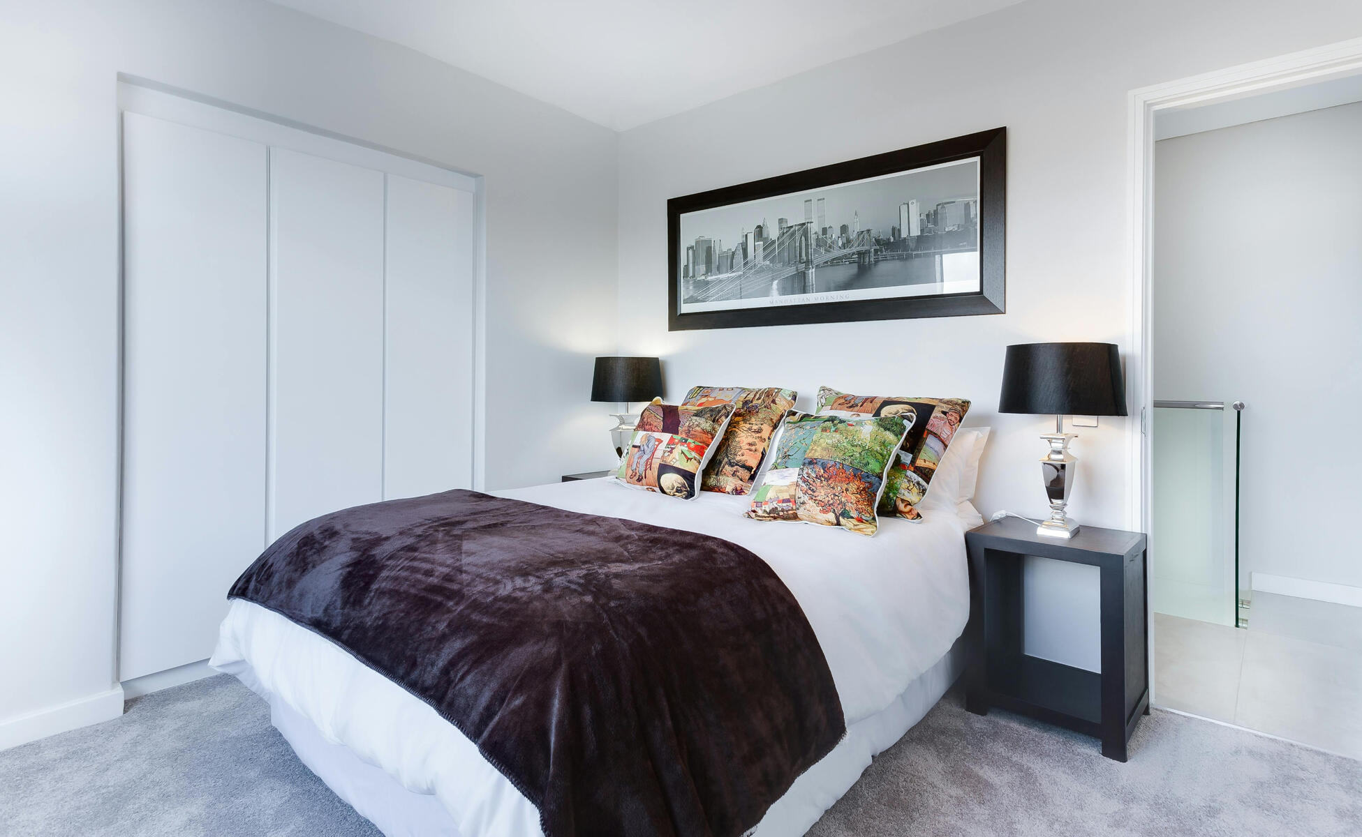 Bed Room Bed Room